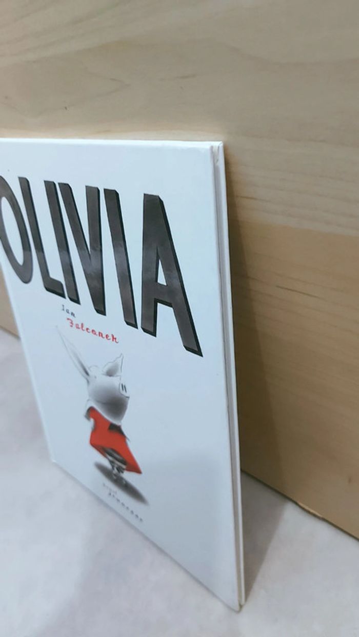 📚 Livre : Olivia - photo numéro 7