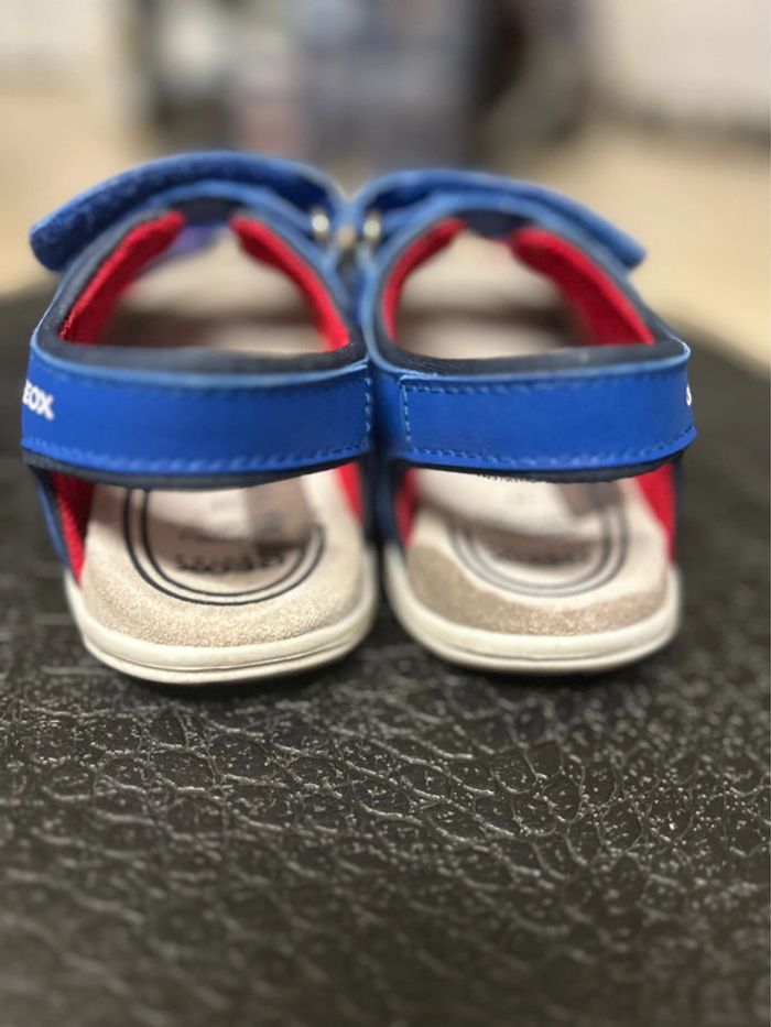 Sandales garcon à scratch Geox modèle Agasim bleu et rouge taille 23 - photo numéro 8