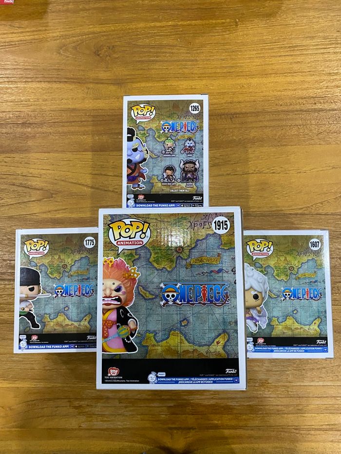 Lot figurine funko pop one piece chase 1915+1607+1265+1775 - photo numéro 2