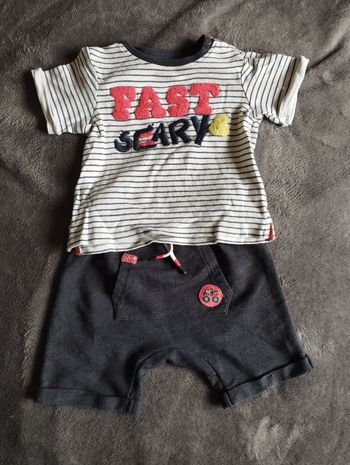 Ensemble short + t-shirt 24 mois monstre