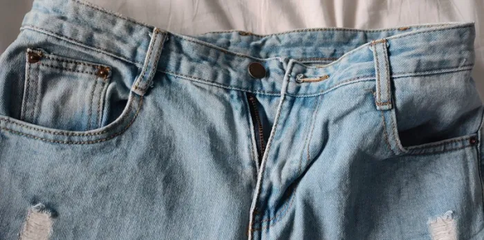 Jeans troué femme - photo numéro 3