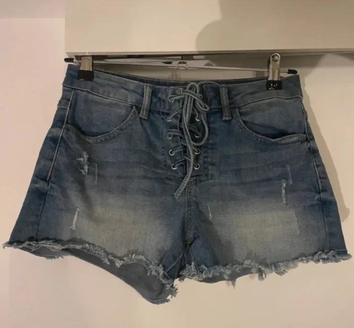 📦 Lot de 2 shorts femme - Taille XS - Très bon état - photo numéro 2