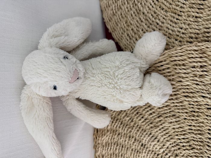 JELLYCAT SOS DOUDOU LAPIN POIL BLANC TRUFFE ROSE 28 cm