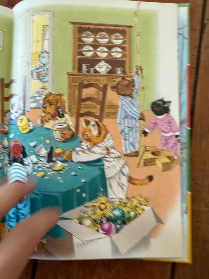 bon état - Livre Le Noël de Caroline édition damiers bd album multicolore - photo numéro 4