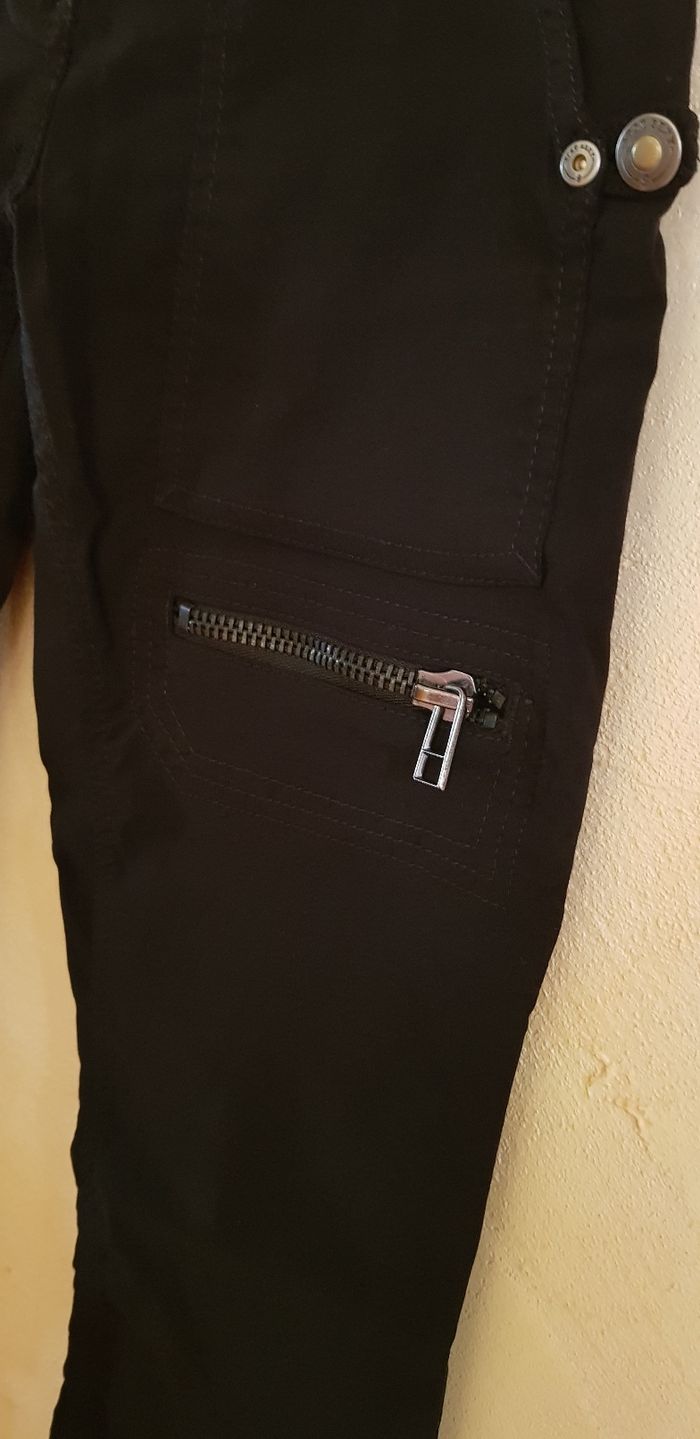 Pantacourt noir taille 36 - photo numéro 2