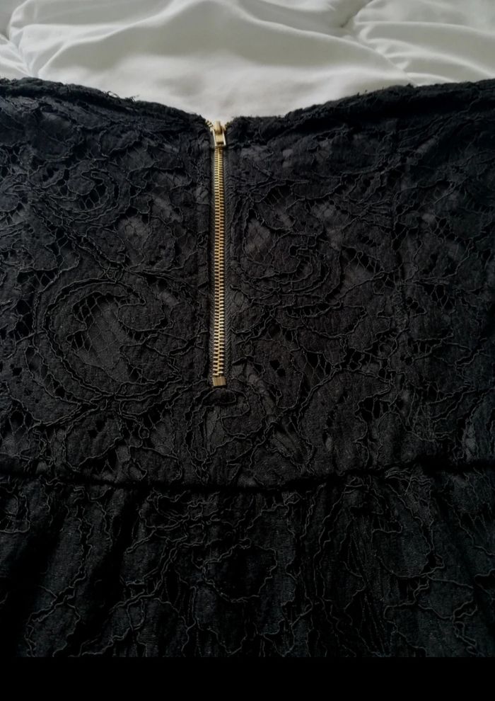 Robe dentelle - photo numéro 2