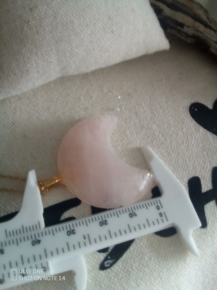 Collier lune quartz rose pierre naturelle - photo numéro 2