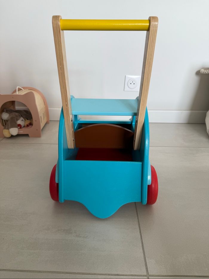 Chariot de marche 2 CV Citroën de la marque française Vilac - photo numéro 5