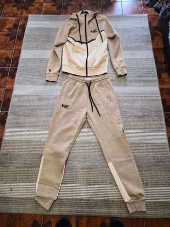 Survêtement comme des loup 