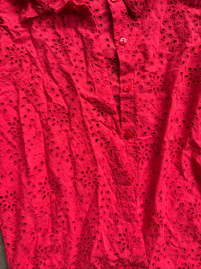 Jolie chemise broderies Camaïeu - photo numéro 2