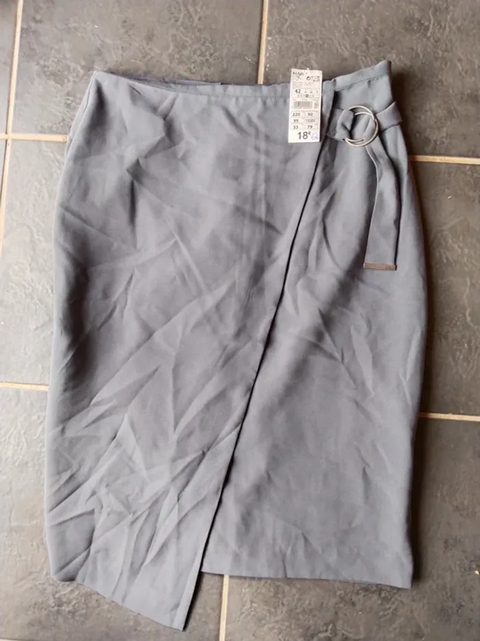 Gros lot de 14 vêtements neufs de marque Kiabi taille 42 - photo numéro 6