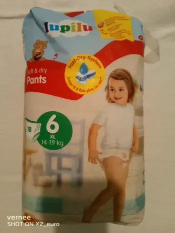 Un paquet de couches culottes