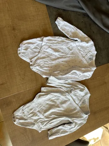 Lot de deux body bébé mixte, 9 mois