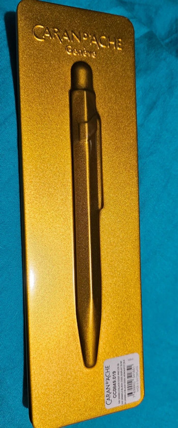 Stylo bille 849 edition goldbar marque carand'ache - photo numéro 8