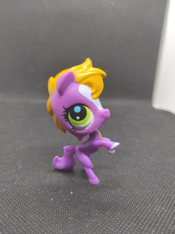 my Littlest Petshop LPS horse cheval 2840 #geektradelpscheval