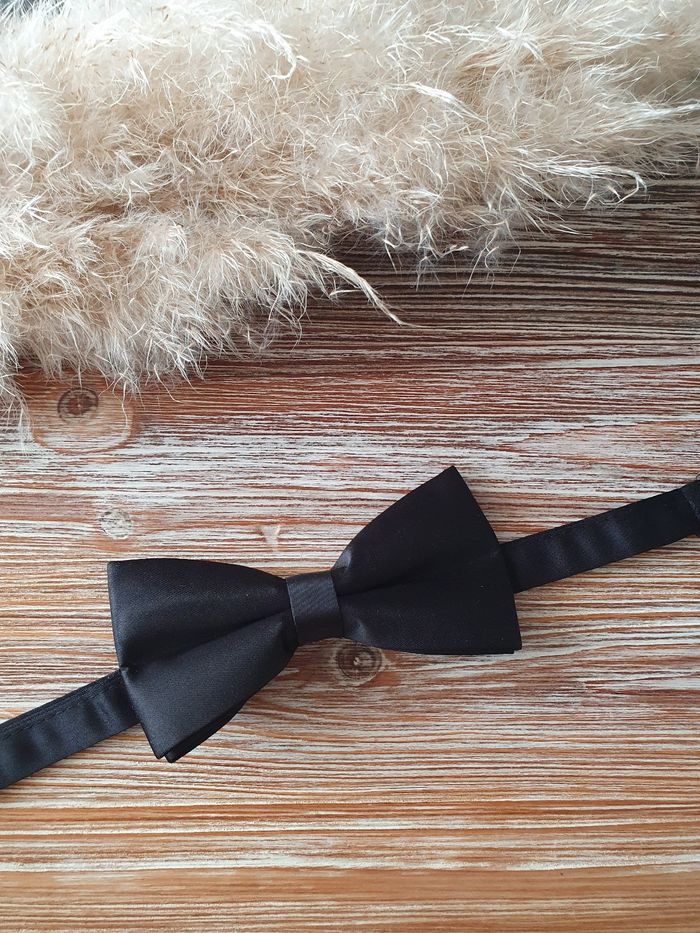 Noeud papillon noir satiné