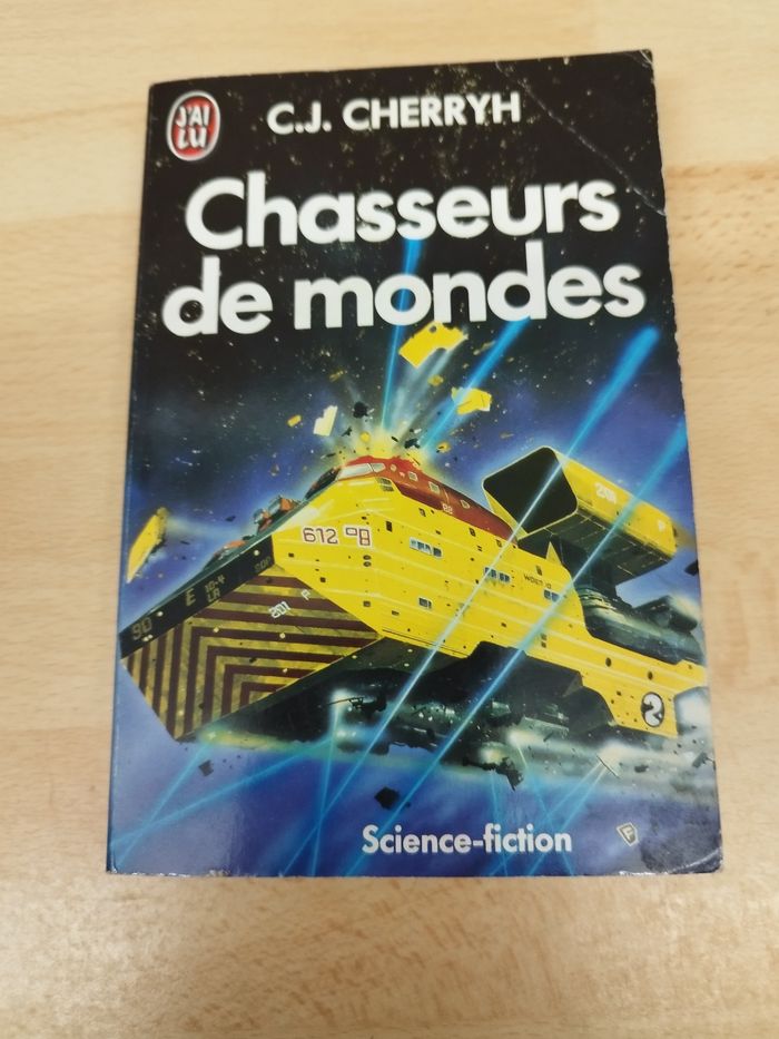 C.J. CHERRYH

Chasseurs de mondes


Science-fiction