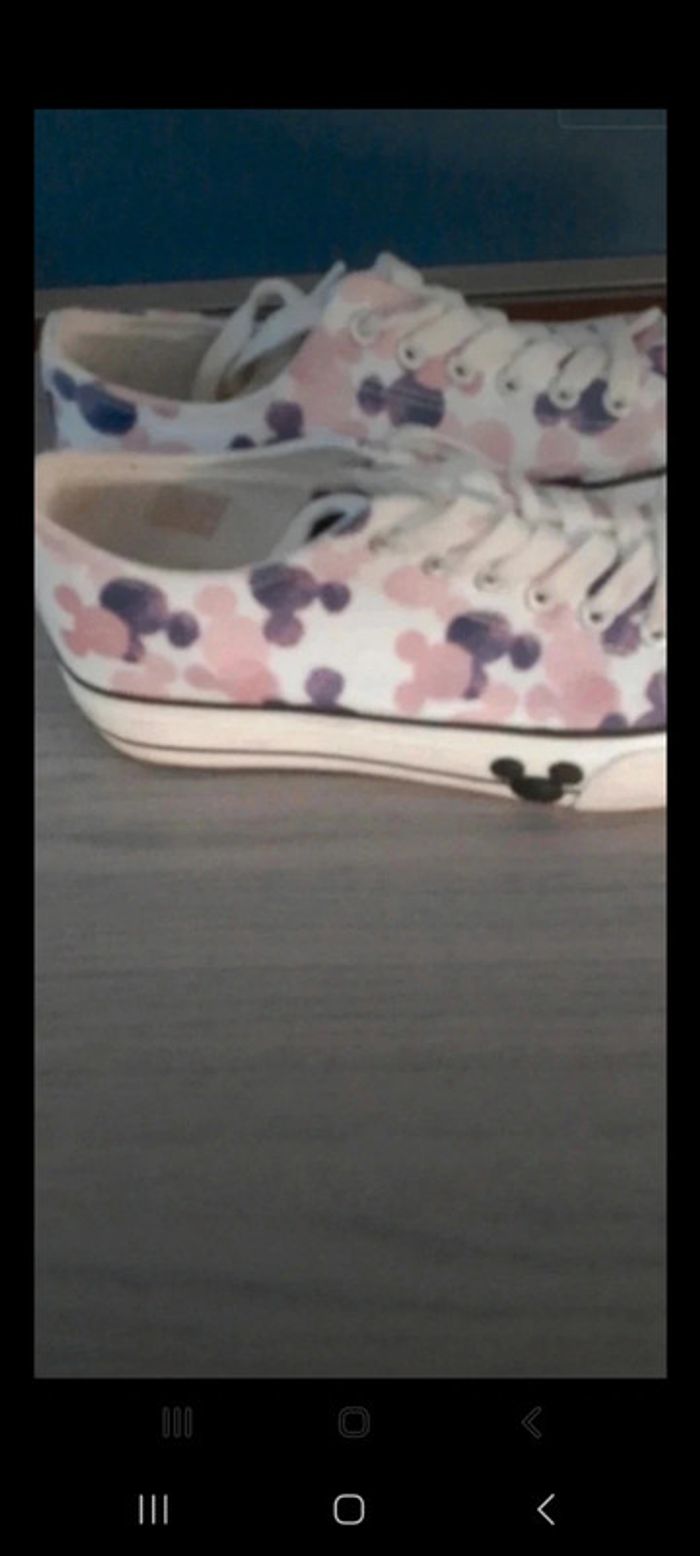 Baskets basses minnie mouse pointure 37 - photo numéro 4