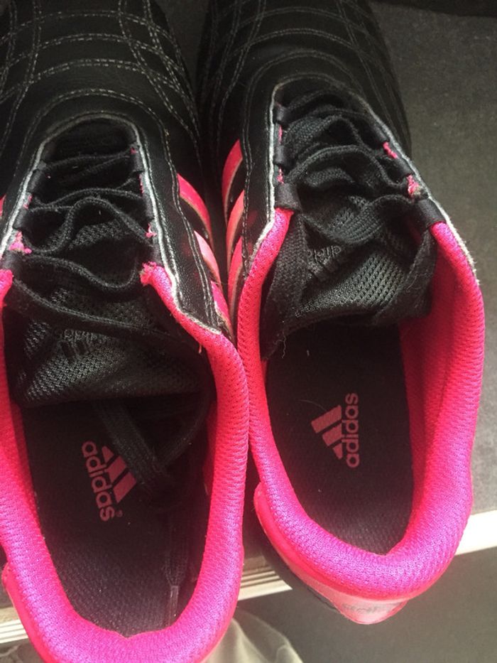 Basket Adidas noir rose Taille 38 2/3 - photo numéro 3