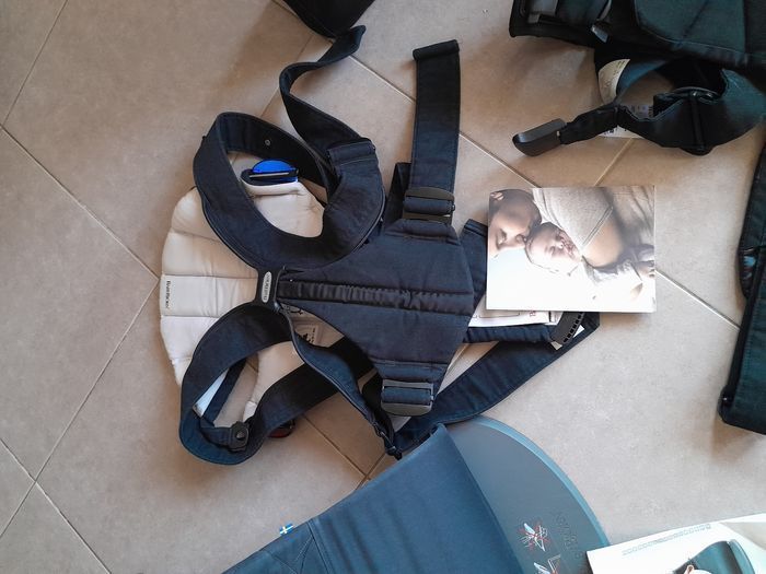 Porte bébé babybjorn en très bon état