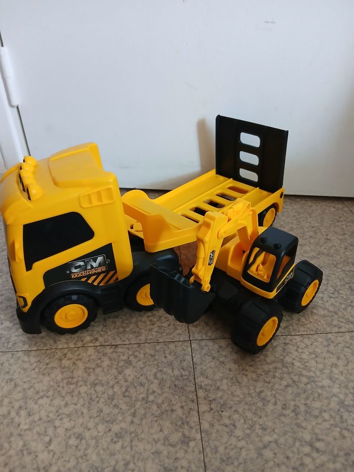 Camion transporteur + pelleteuse - photo numéro 4