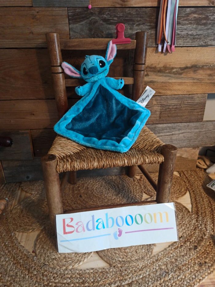 Doudou stitch tbe disney