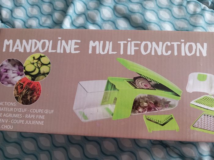 Mandoline multiples fonctions