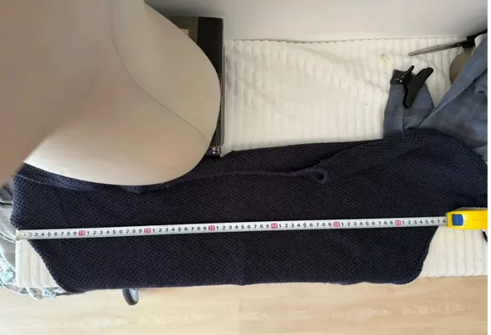 Pull léger texturé bleu marine – Taille estimée : M/L 🧵 - photo numéro 3