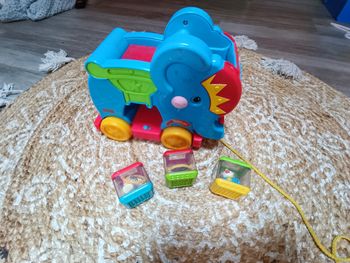 Éléphant Poppy Fisher Price