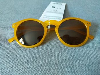 Lunettes de soleil rondes – Jaune solaire - 2 exemplaires