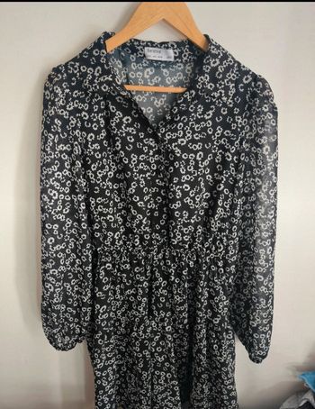 Robe Bershka noir et blanche