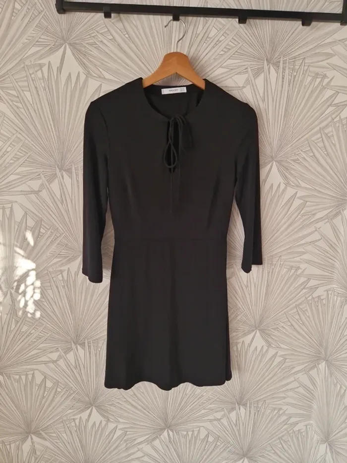 Jolie robe Mango taille 32