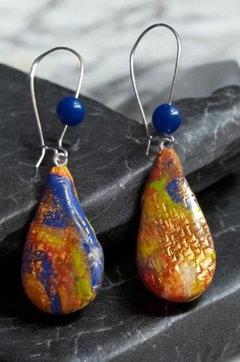 Boucles d'oreilles pendante en pâte polymere