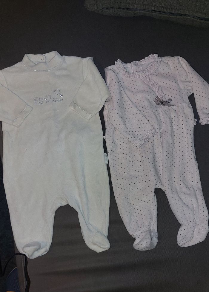 Lot 2 pyjamas bébé 3 mois fille