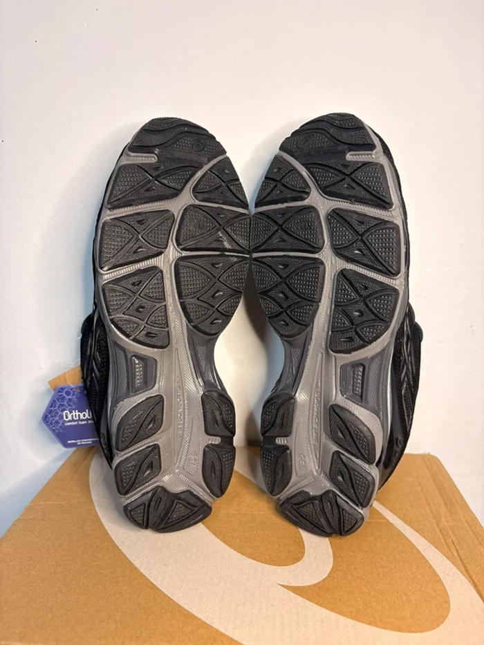 Baskets ASICS GEL NYC taille 39.5 - photo numéro 4