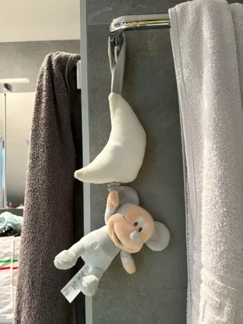 Doudou musical Mickey bleu/gris avec lune Disney Baby