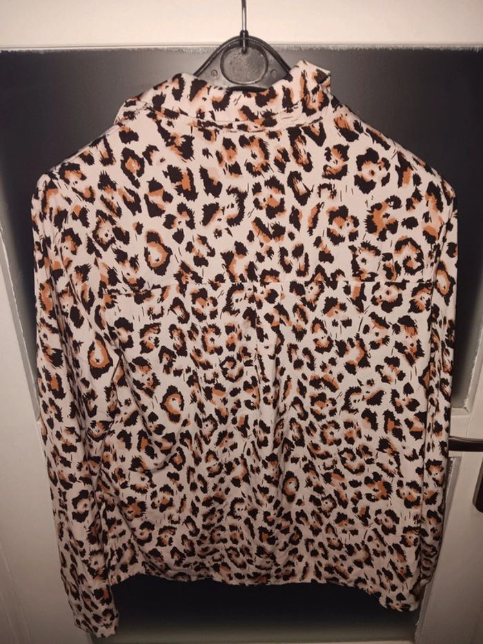 Chemise taille m - photo numéro 2