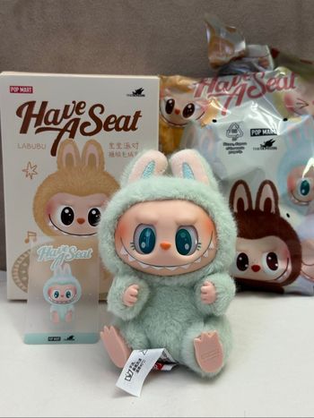 Labubu have a seat ququ 