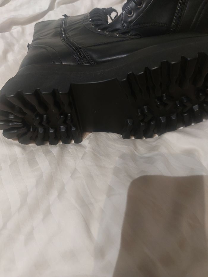 Botte haute lasset et fermeture eclaie - photo numéro 2