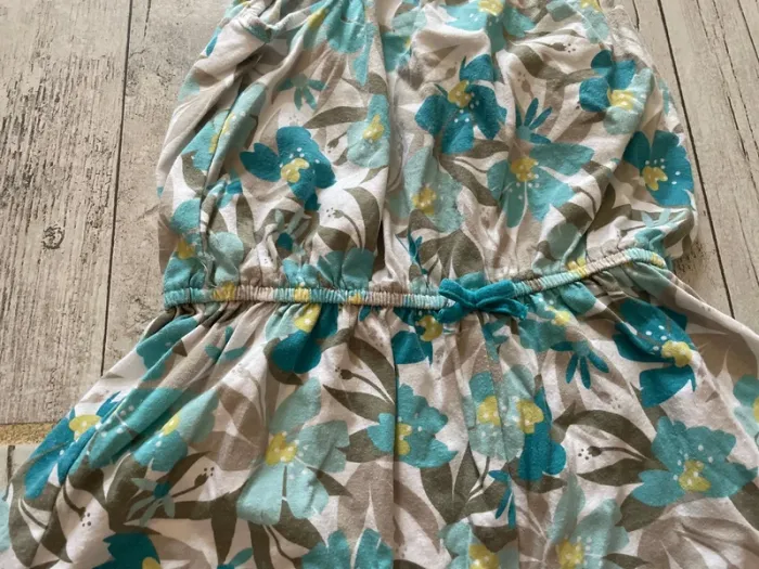 Très jolie combi short été 5 ans - photo numéro 3