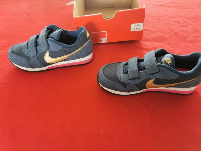 Basket nike md runner 2 bleu daim et jean neuve - photo numéro 9