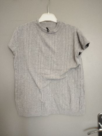 Tee shirt en très bon état marque chicorée taille S