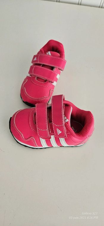 Baskets scratchs adidas T20