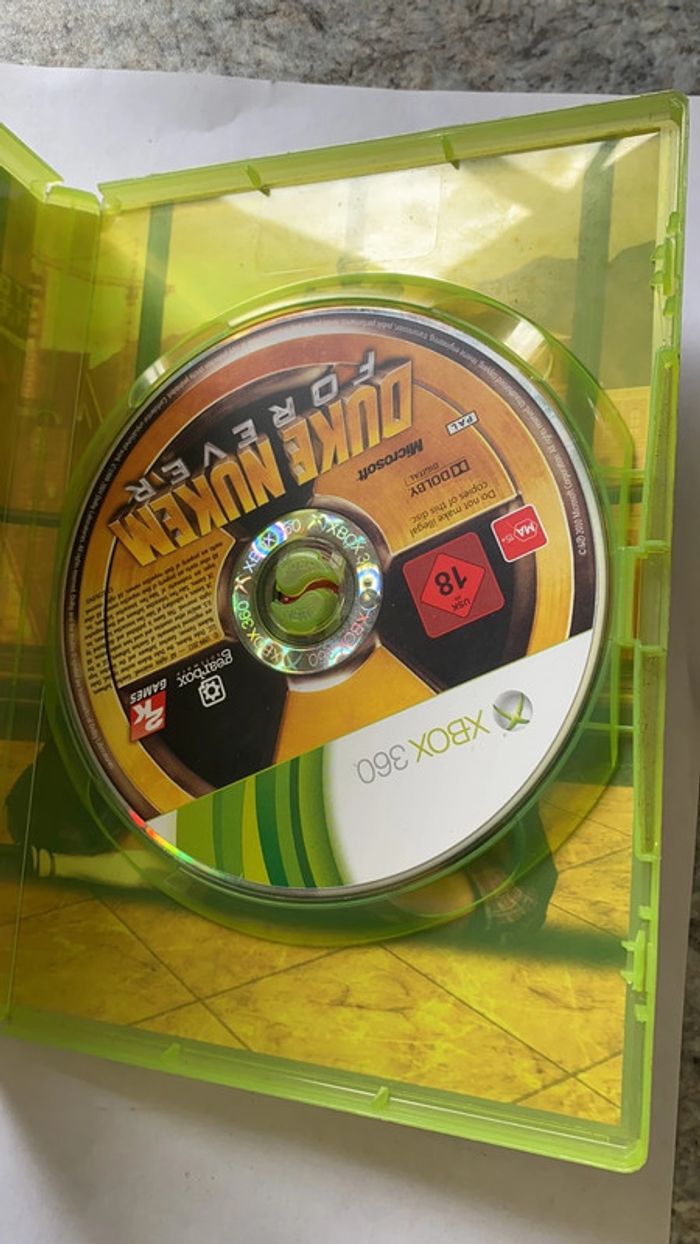 duke nuken forever xbox 360 - photo numéro 2