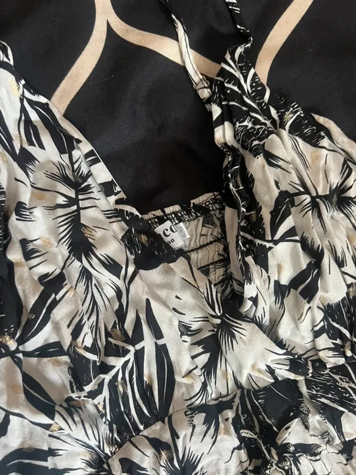 Robe longue feuille noir doré T.S/M - photo numéro 2
