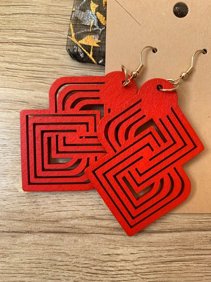 Boucles d’oreilles en bois - photo numéro 3