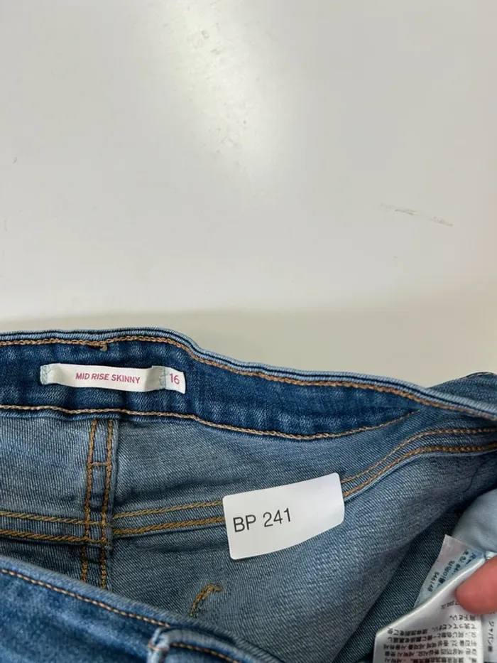 Jean Levi's Femme Bleu W33 L32 | Mid Rise Skinny | Taille 44 | Très Bon État | BP241 - photo numéro 4