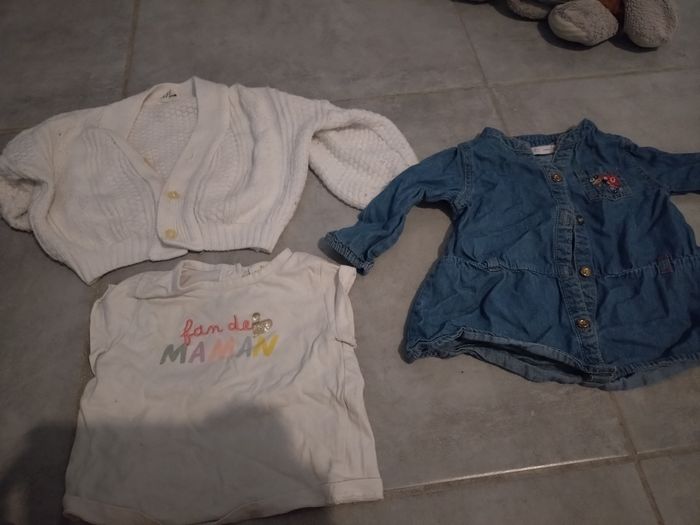Lot vêtements 6 mois - photo numéro 4