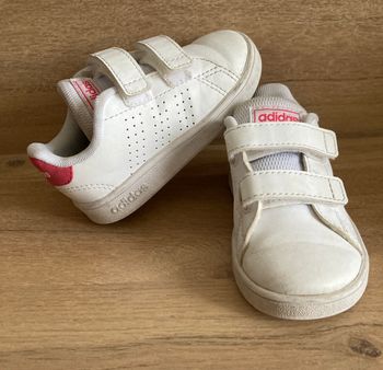 baskets à scratch Adidas Stan smith taille 21