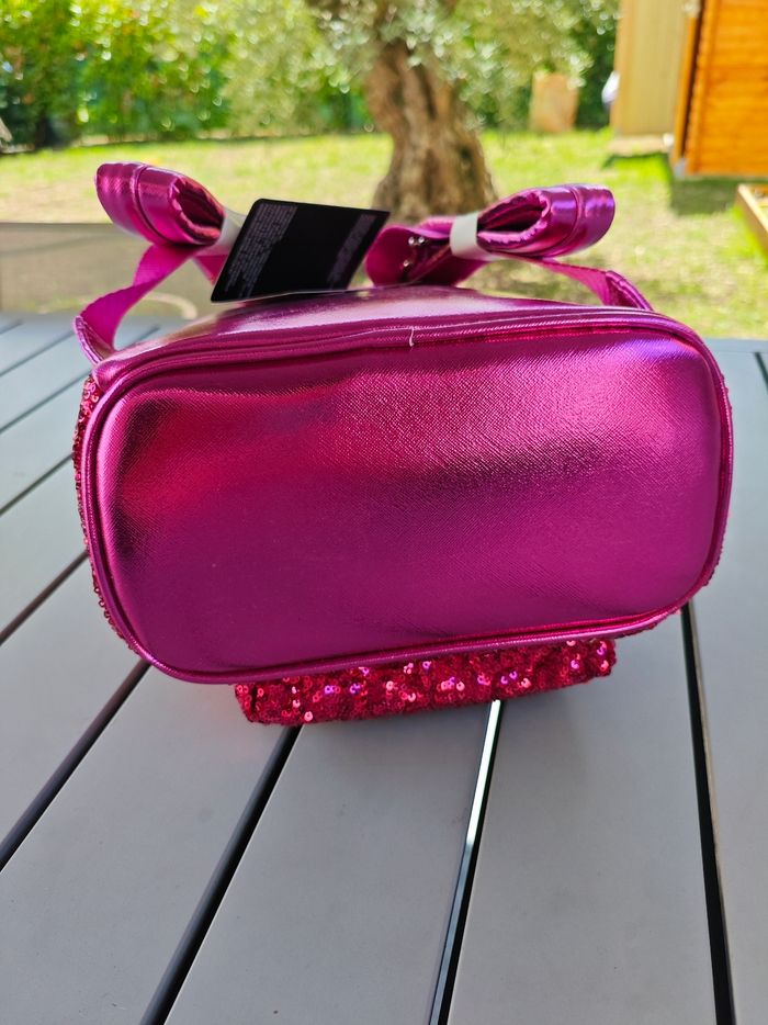 Magenta loungefly - photo numéro 4